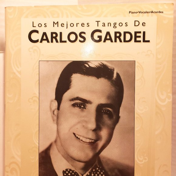LOS MEJORES TANGOS DE CARLOS GARDEL - 1996 WARNER BROS PUBLICATIONS - PF9602 - Picture 1 of 10